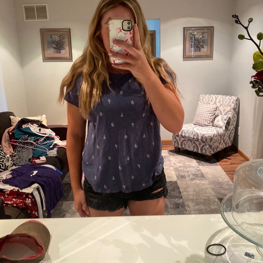 old navy cactus tee
